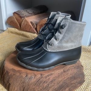 Sperry Saltwater Duck Boot - Womens size 8.5 - Gray and black leather rain boots